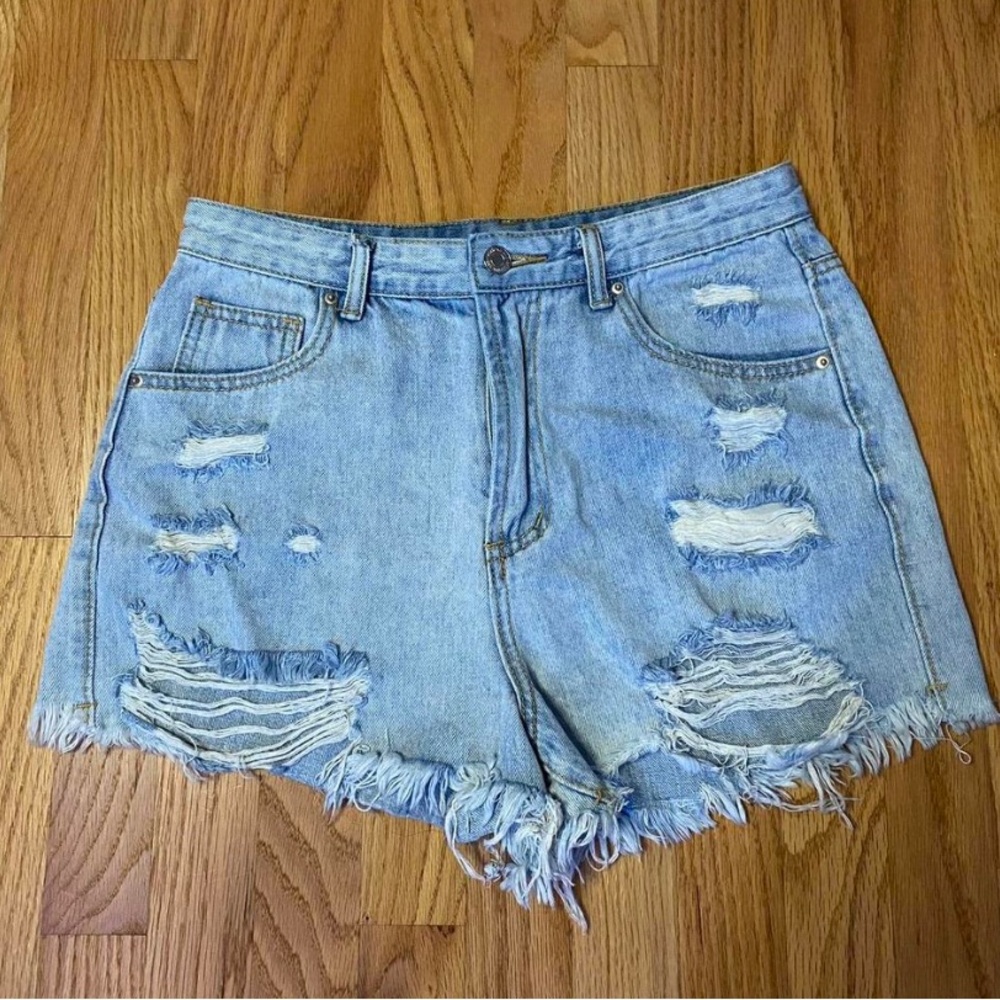 Ripped Jean shorts